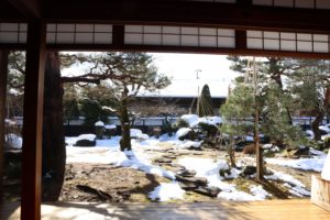 高山陣屋の庭園